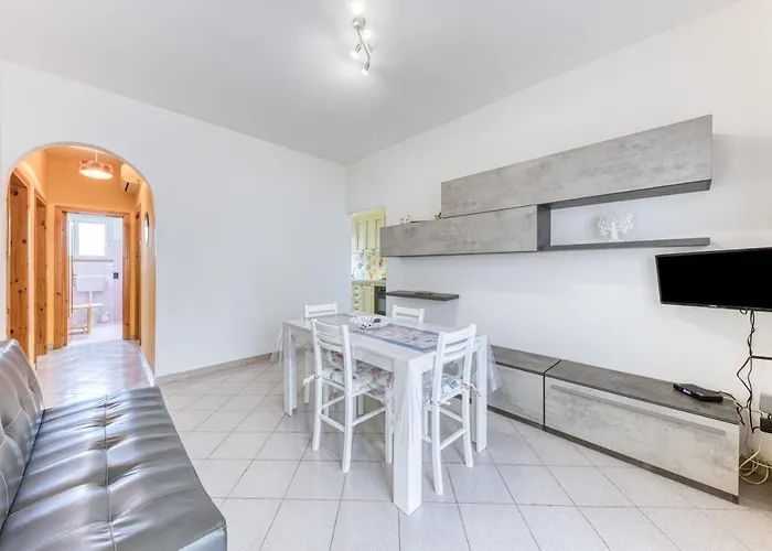 Baia Del Mare شقة