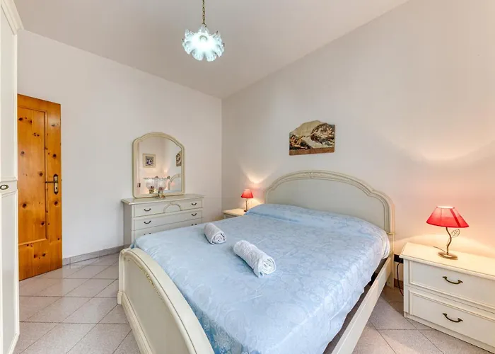 Baia Del Mare شقة